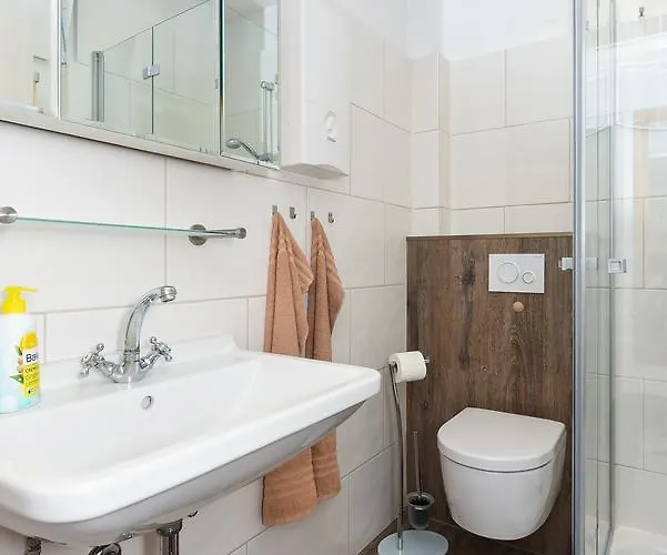 Semesterbostad Watt_n Huus *